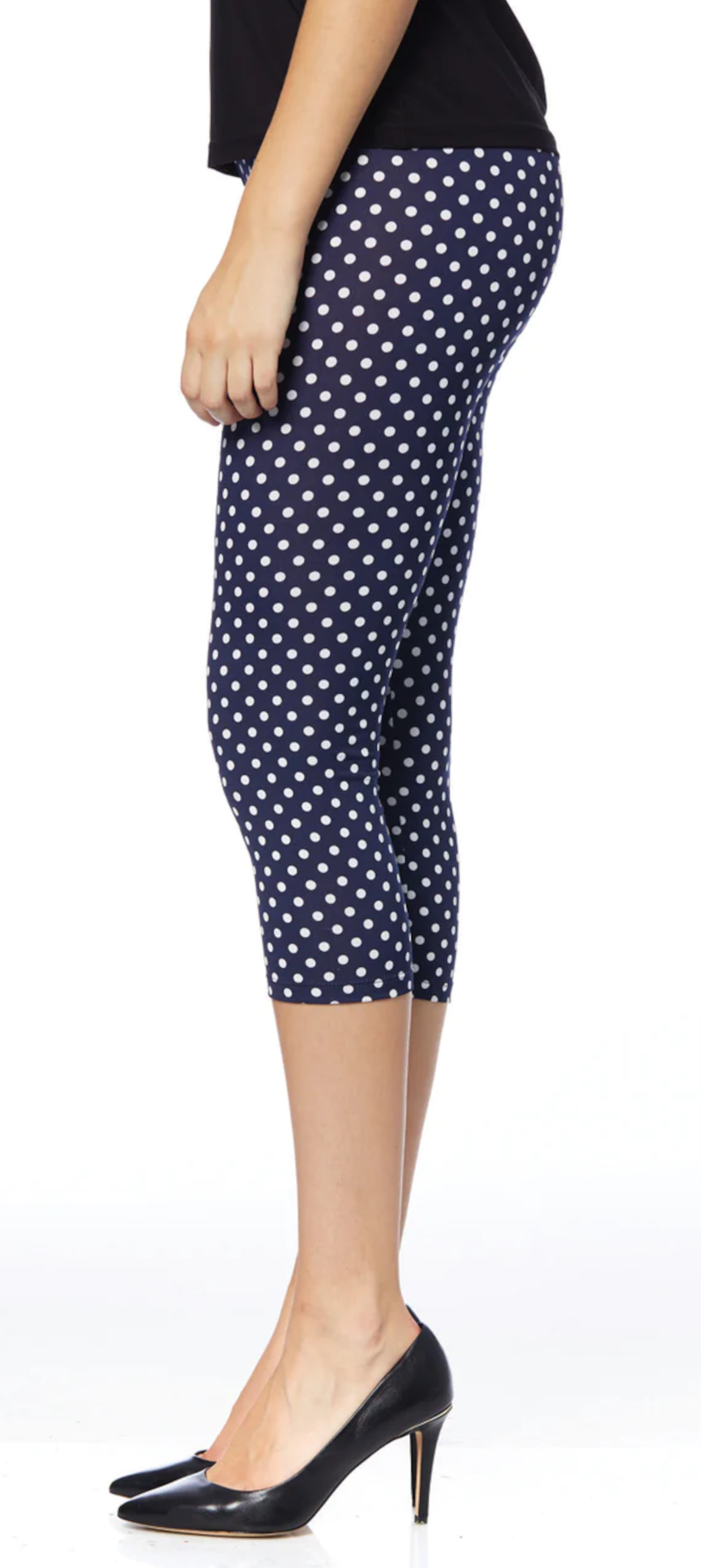 Polka dot capri clearance leggings